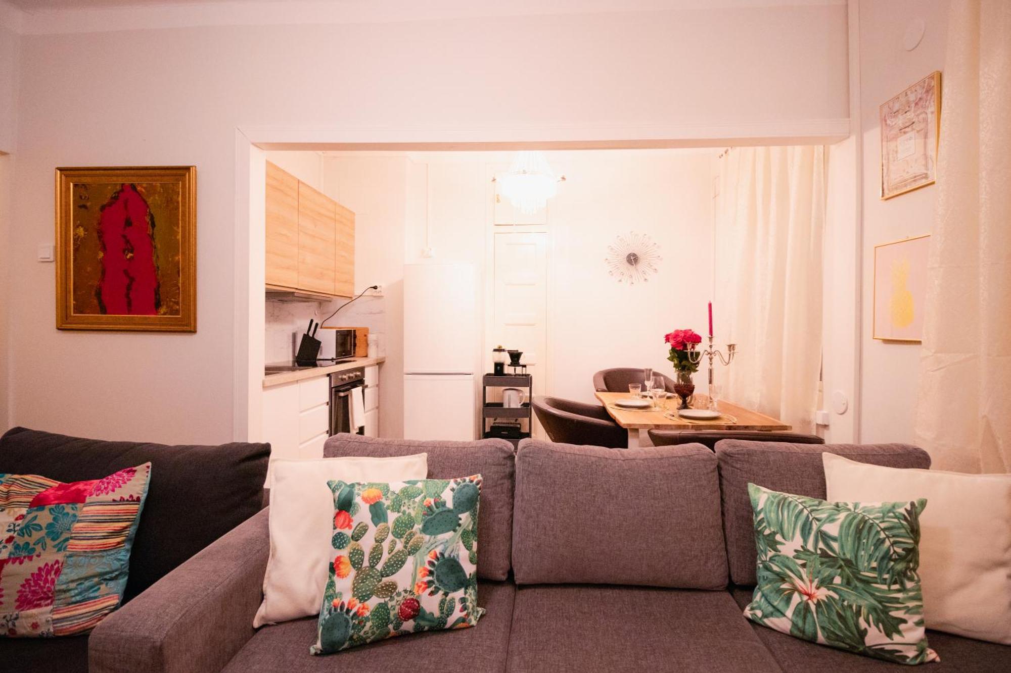 Lovely Flat In The Heart Of Helsinki Bagian luar foto